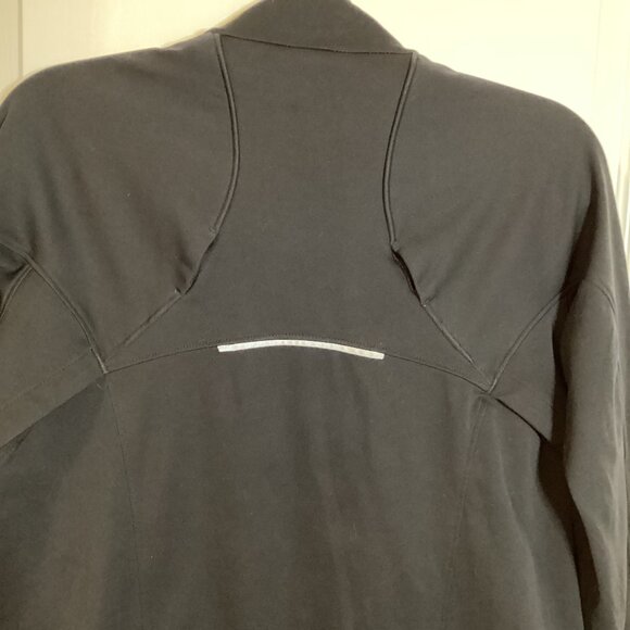 Running Room Women's Black Jacket Reflectors Air Vests Size M Jogging Activewear - Picture 7 of 9